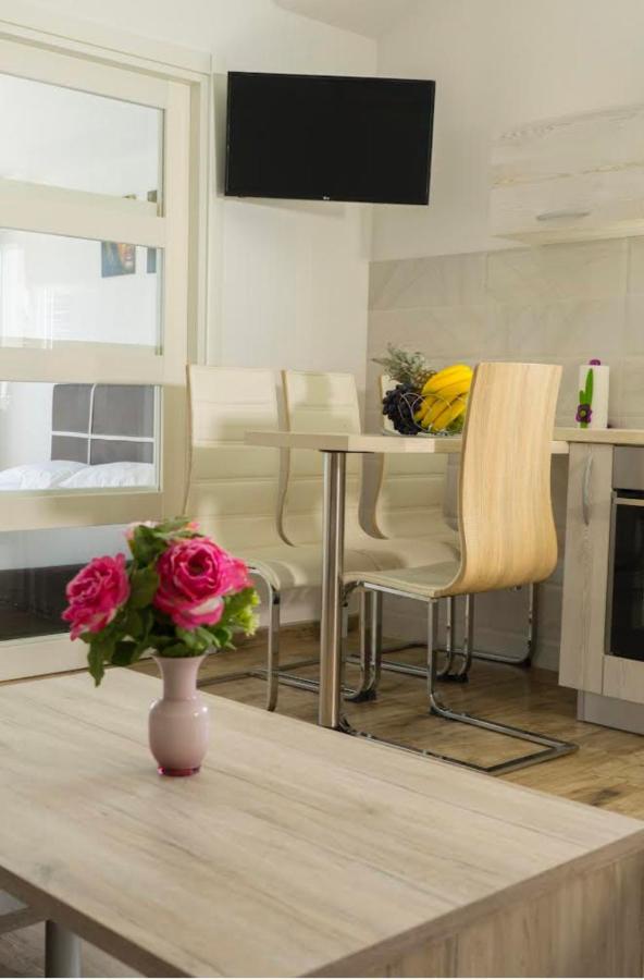 Franovic Apartments ティヴァト エクステリア 写真